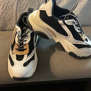 Steve Madden sneakers